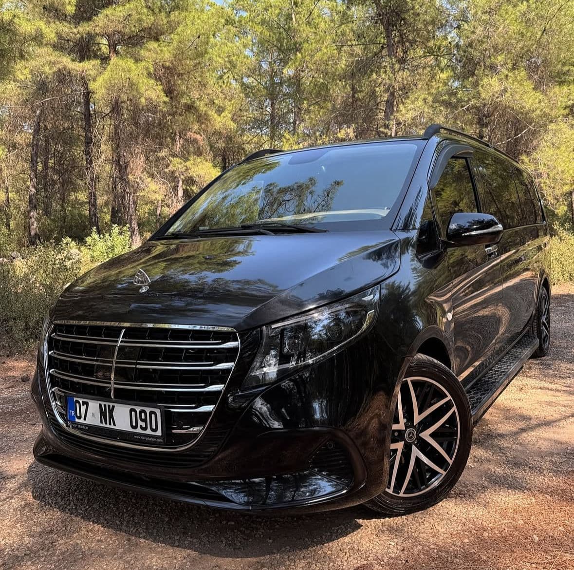 D- ULTRA VIP MERCEDES BENZ VİTO VİP MAYBACH DİZAYN SİYAH RENK